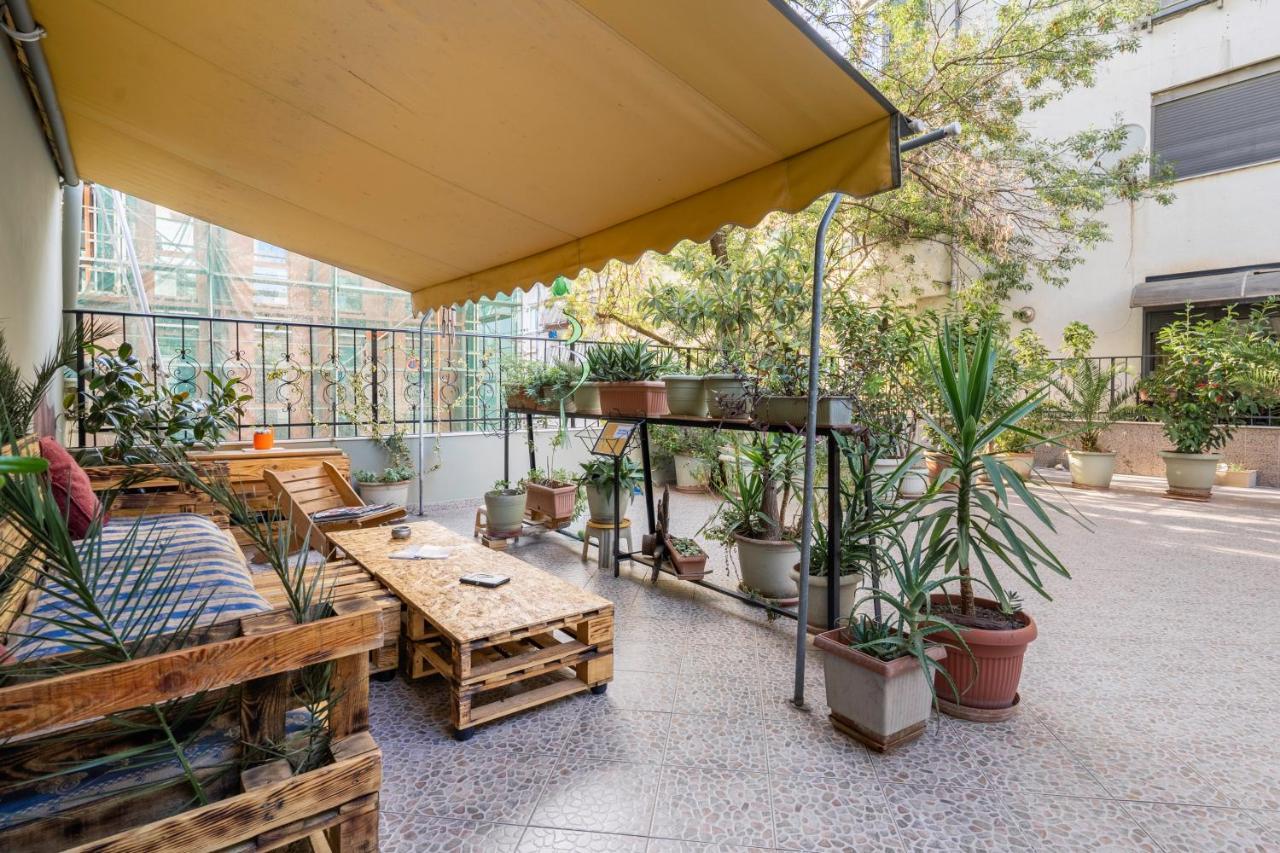 Hostel Nena Semi Τίρανα Εξωτερικό φωτογραφία